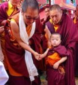 http://www.asianews.it/files/img/size2/TIBET_-_0804_-_Reincarnazione.jpg