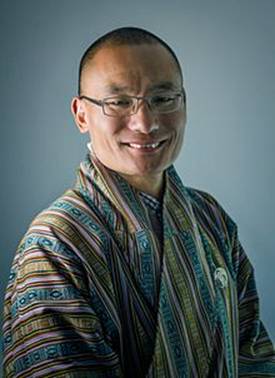 http://upload.wikimedia.org/wikipedia/commons/thumb/e/e7/Tshering_Tobgay.jpg/220px-Tshering_Tobgay.jpg