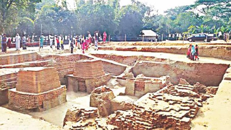 1000-year-old Buddhist stupas