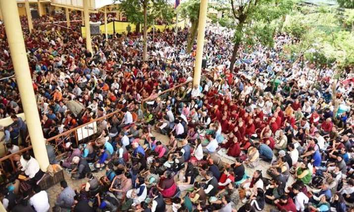 Attendees for the teaching of His Holiness the Dalai Lama in the Tsuglagkhang complex. From tibet.net