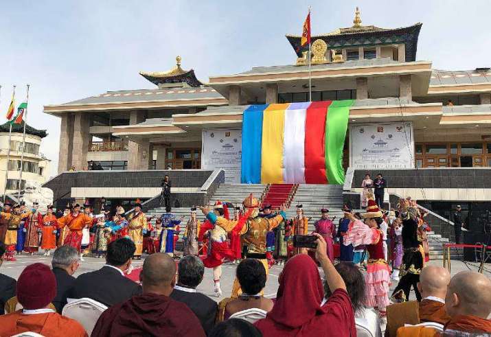 Performers at the opening of Battsagaan Grand Assembly Hall on 6 September. Photo by the author